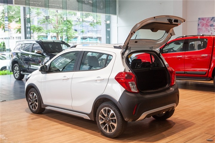 Hyundai Grand i10 thua đối thủ VinFast Fadil ảnh 3 Hyundai Grand i10 và Kia Morning đuối sức trước VinFast Fadil - 4