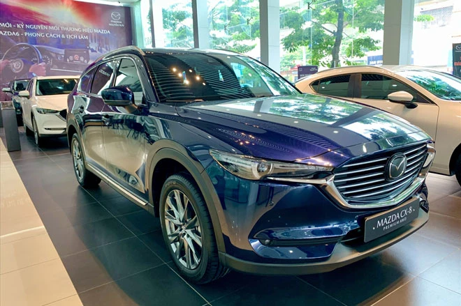 Mazda CX-8.