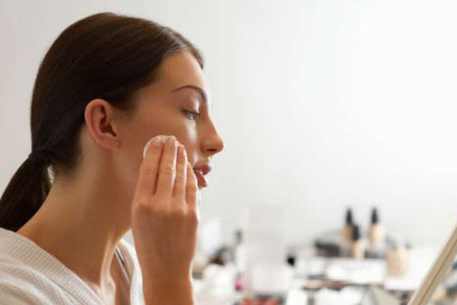 6 công dụng tuyệt vời của sáp vaseline