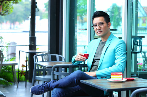 Cuộc sống của Nguyễn Phi Hùng: 44 tuổi vẫn độc thân, sống trong biệt thự rộng 3.000m2