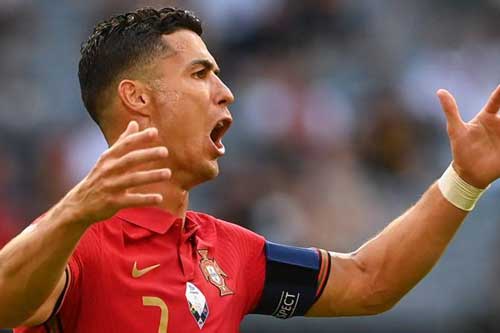 Ronaldo đang cực tệ về sút phạt tại các giải đấu lớn
