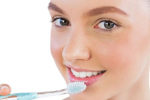 Liệu pháp hoàn hảo giúp môi căng mọng, mịn màng