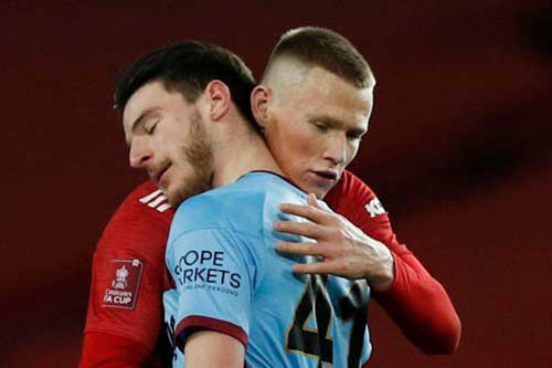 'Man United khỏi cần mua Rice vì McTominay còn hay hơn'