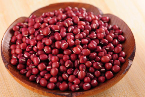 Bí quyết dưỡng da đơn giản bằng bột đậu đỏ