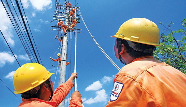 Công suất tiêu thụ điện toàn quốc phá vỡ mọi kỷ lục với con số tiêu thụ 42.146 MW
