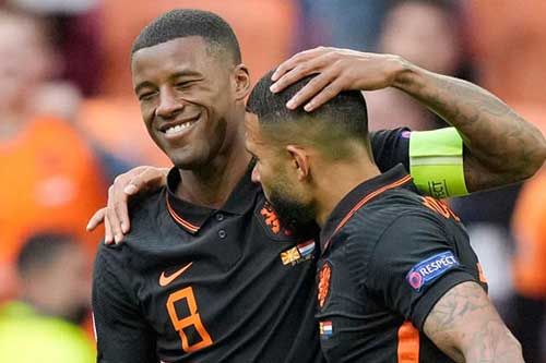 Barca lẽ ra đã có cặp đôi siêu tấn công Wijnaldum - Depay nếu không keo kiệt
