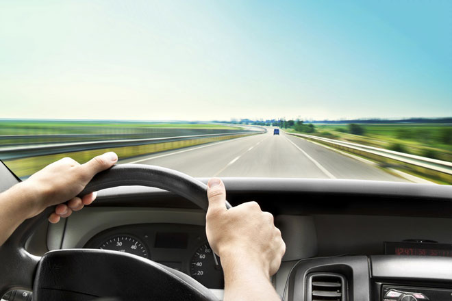 Cách căn làn đường cực chuẩn cho tài xế mới