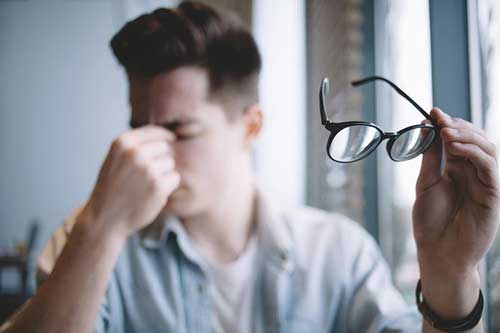 'Đọc vị' 8 vấn đề về sức khỏe biểu hiện qua đôi mắt