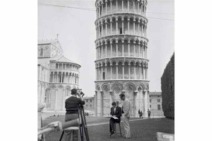 Tháp nghiêng Pisa (Florence, Italy). Trong lịch sử, Italy đã trải qua nhiều trận động đất, địa chấn có sức tàn phá lớn. Công trình tháp nghiêng Pisa này vẫn sừng sững theo thời gian sau 4 trận động đất từ thế kỷ 13.