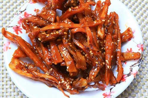 Đổi khẩu vị với món mực khô xào mắm me, đảm bảo ông xã sẽ tấm tắc khen ngon