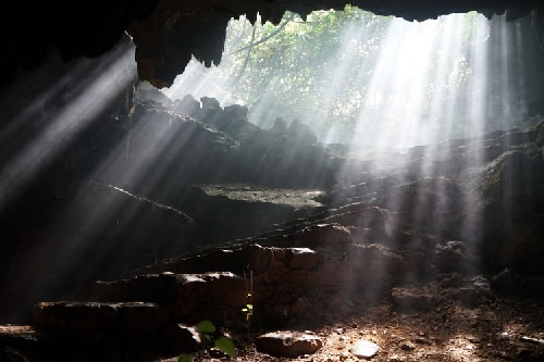 Khám phá động Thiên Hà hấp dẫn, độc đáo ở Ninh Bình