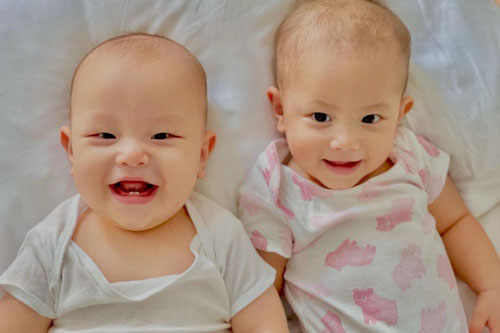 Hồ Ngọc Hà tiết lộ hình ảnh "cưng xỉu" của Leon và Lisa sau những cơn la hét ầm nhà