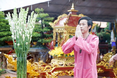 Giữa lùm xùm bị “tố” nợ tiền xây Nhà thờ Tổ, thực tế NS Hoài Linh đã từng nói về vấn đề tương tự