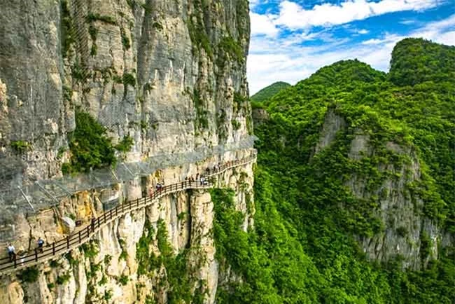 Hẻm núi được ví như “vết sẹo” đẹp nhất Trung Quốc ở đâu? - hình ảnh 6