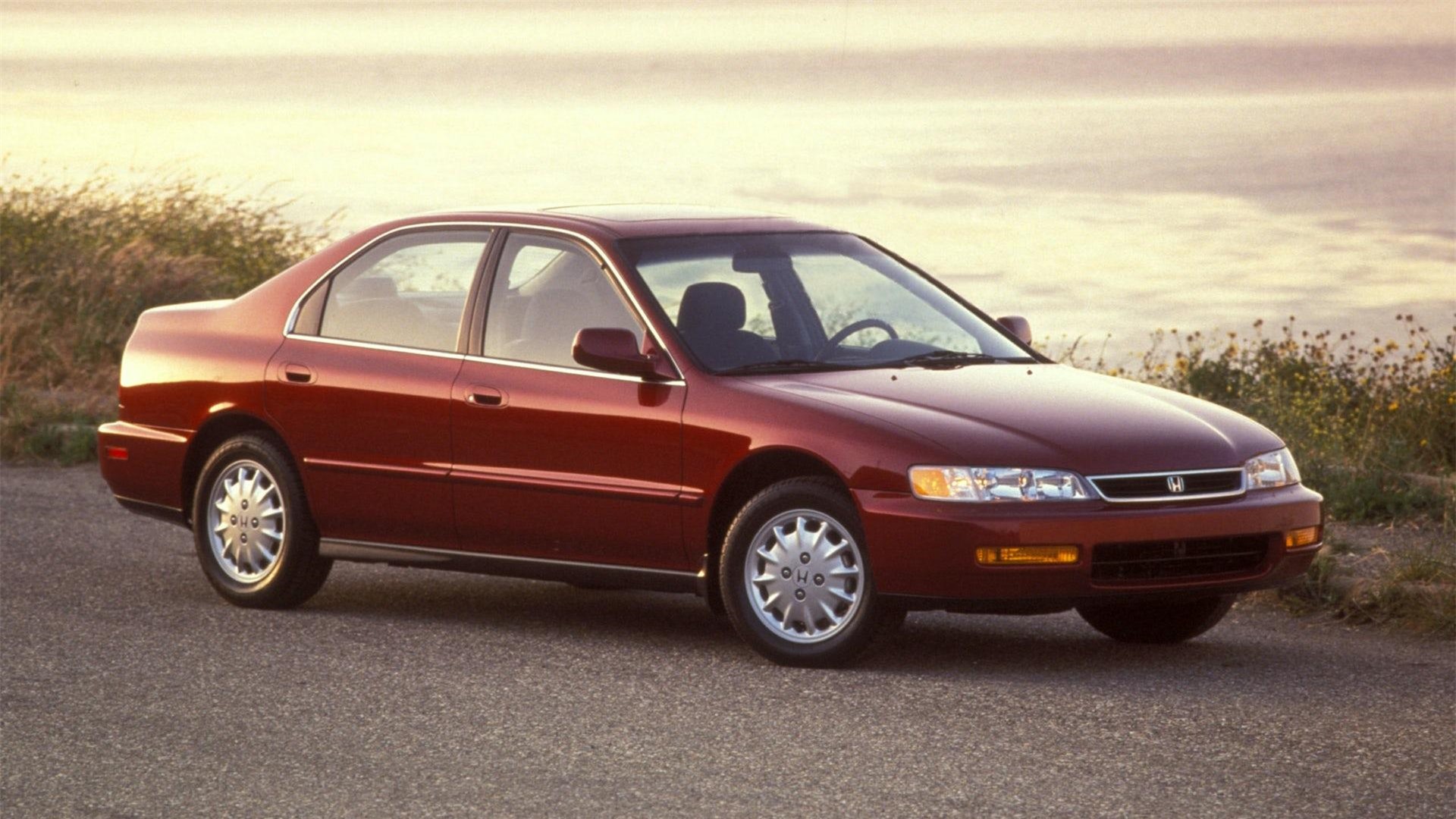 Tỷ phú thế giới từng sử dụng xe gì? ảnh 1