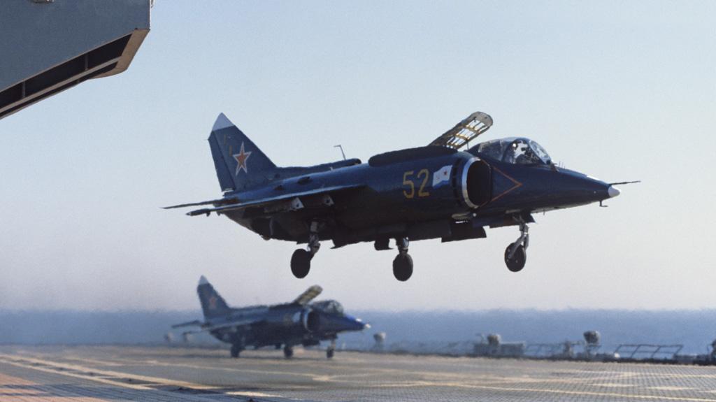 Yak-38, loại tiêm kích hạm đi trước thời đại của Liên Xô