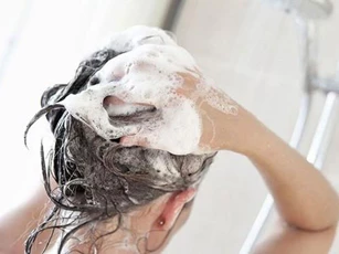 Thời điểm gội đầu có thể gây hậu quả nghiêm trọng?