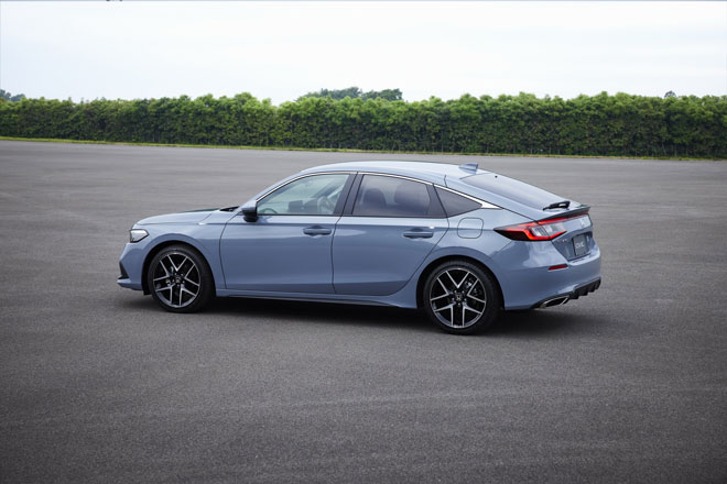 Honda Civic Hatchback 2022 ra mắt: Động cơ tăng áp, số sàn 6 cấp