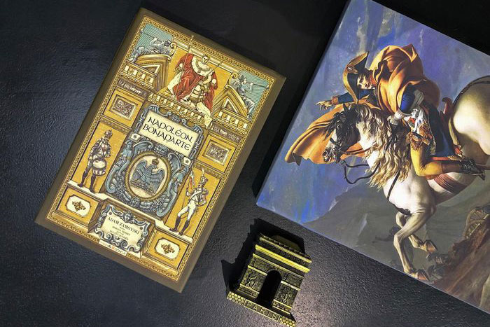 Vén màn sương huyền thoại về Napoleon