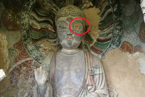 Ly kỳ bức tượng Phật bị mất một con mắt ở Mạch Tích: Chứng kiến cảnh ở chân núi mới thực sự khó tin
