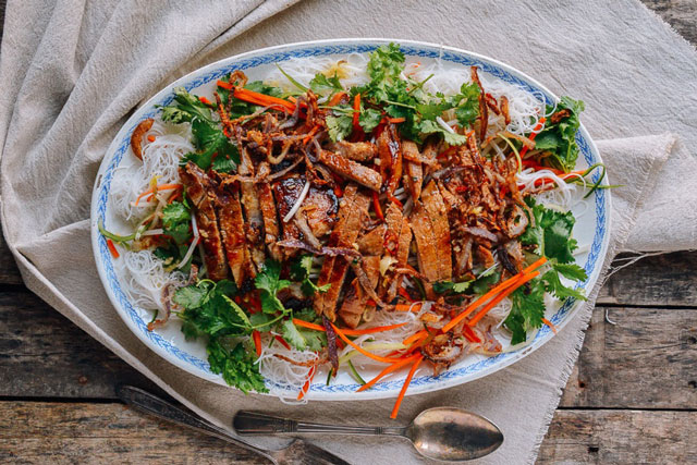 Gợi ý hội chị em giảm cân 5 món bún trộn làm siêu nhanh nhưng cực ngon và mát, rất hợp với ngày hè nóng nực