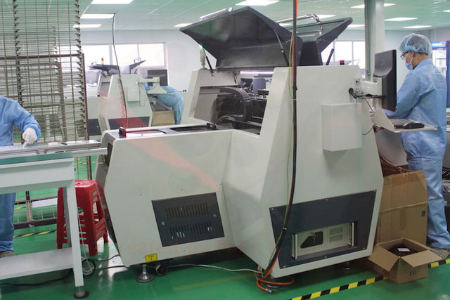 Dùng đòn bẩy số 'vá lại vết thương’ cho doanh nghiệp