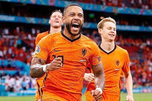 Đội hình tiêu biểu vòng bảng EURO 2020: Ronaldo điểm số cao nhất