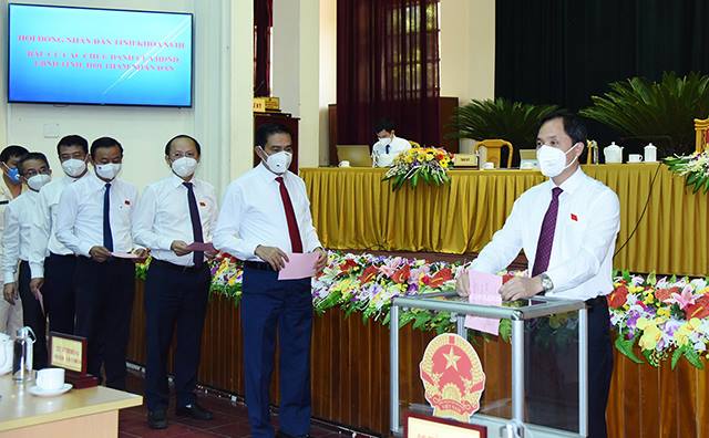 Hà Tĩnh: Bầu các chức danh HĐND, UBND tỉnh 