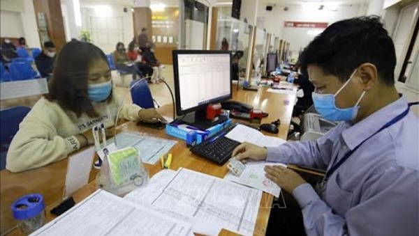 Tiếp tục giảm 30 khoản phí, lệ phí tương đương đến hết năm 2021 