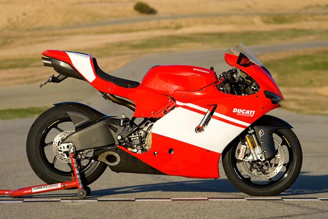 8. Ducati Desmosedici D16RR NCR M16 - 55.000 USD.