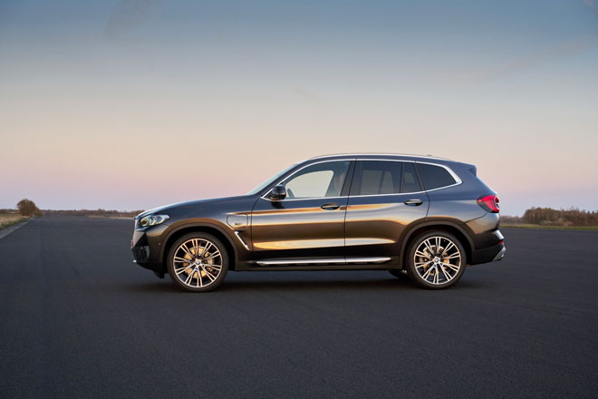 Khám phá BMW X3 và X4 2022