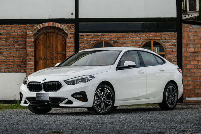 Khám phá BMW 220i Gran Coupe Sport, công suất 192 mã lực