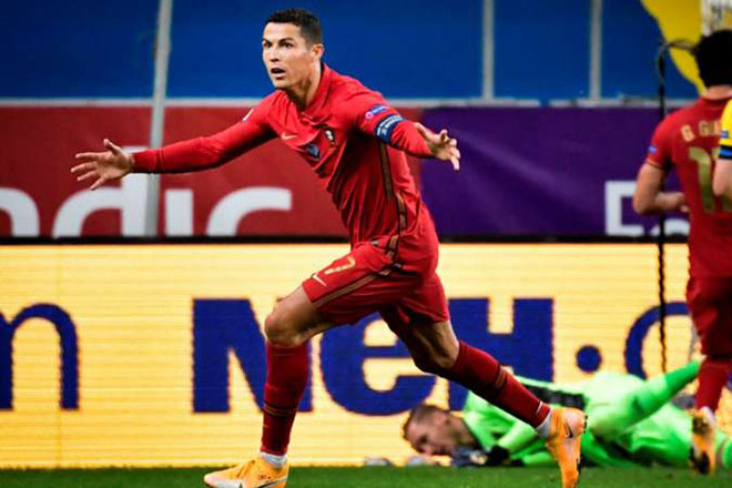 Ấn tượng vòng bảng EURO 2020: Italia thăng hoa, bảng tử thần nghẹt thở