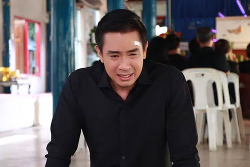 Về nhà lấy 50 triệu đồng cho anh trai vay, tôi giật mình thấy tiền biến mất, càng run bắn khi nhìn thứ vợ bỏ lại trong két sắt