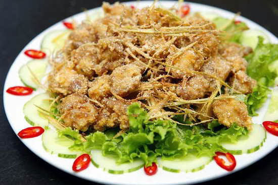 Làm gà rang theo cách lạ miệng này đảm bảo cả nhà gắp không dừng đũa