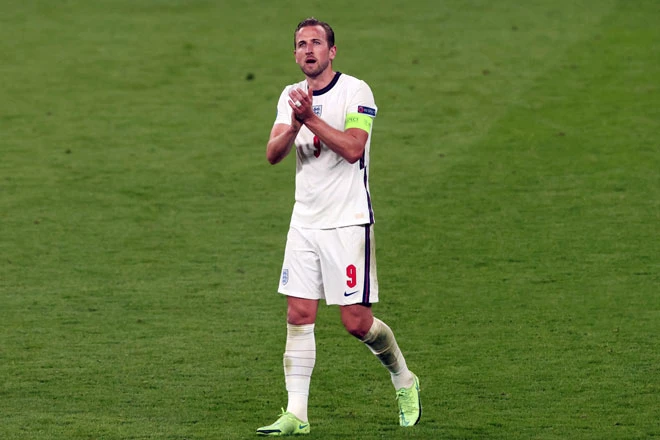 Tiền đạo: Harry Kane (Anh).