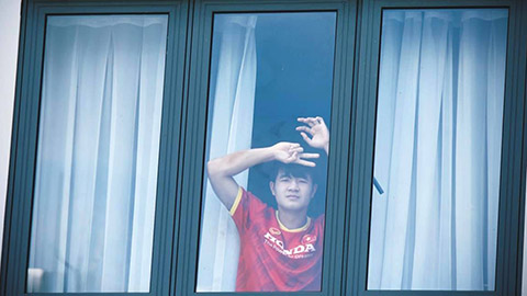 ĐT Việt Nam cách  ly thêm 7 ngày