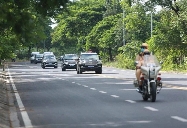 Thủ tướng Phạm Minh Chính kiểm tra công tác phòng chống dịch COVID-19 tại TP Hồ Chí Minh - Ảnh 1.