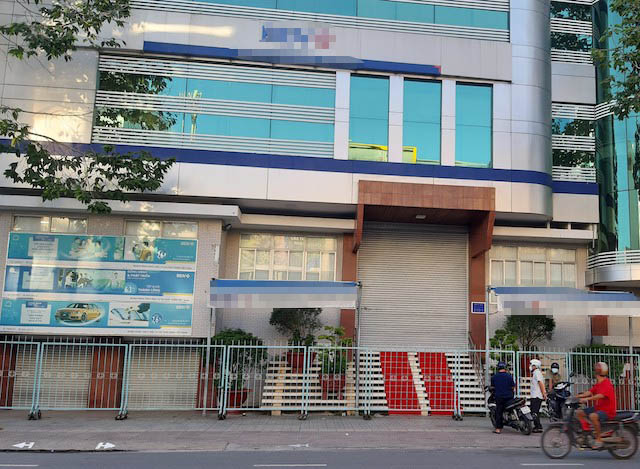 Trụ sở ngân hàng bị phong tỏa vì có ca dương tính SARS-CoV-2