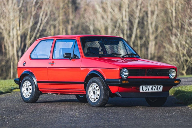 9. Volkswagen Golf GTI (Mk1).