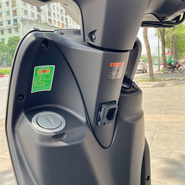 Vì sao nói xe tay ga Yamaha Latte phù hợp với phụ nữ hiện đại? ảnh 7