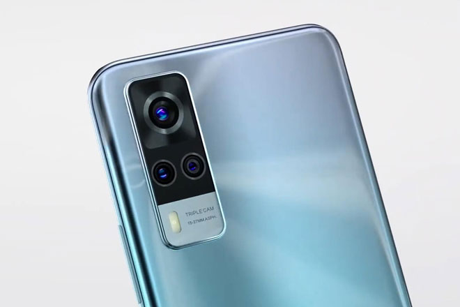 Smartphone Vivo với RAM 8 GB, pin 5.000 mAh, giá 5,58 triệu đồng