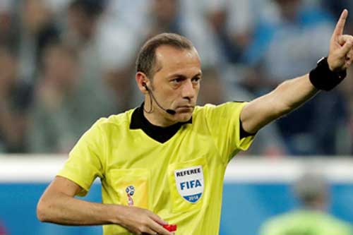 Cakir sẽ là vận may của Croatia hay Tây Ban Nha?
