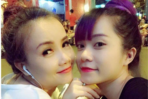 Con gái Hoàng Yến bất ngờ chia sẻ về 4 đời chồng của mẹ, cho biết Cao Thắng nợ 'đầm đìa' bắt mẹ trả đến kiệt sức