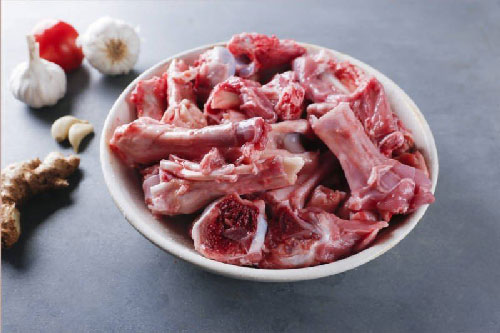 Mẹo chọn mua xương lợn tươi ngon, người bán cũng phải nể phục