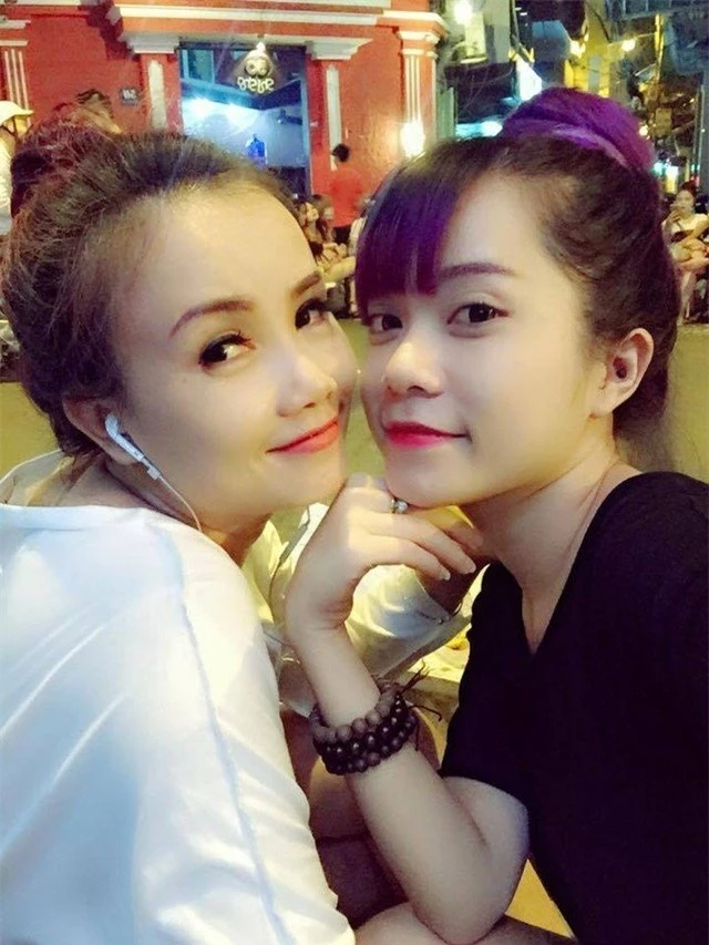 Con gái Hoàng Yến bất ngờ chia sẻ về 4 đời chồng của mẹ, cho biết Cao Thắng nợ 'đầm đìa' bắt mẹ trả đến kiệt sức - Ảnh 2