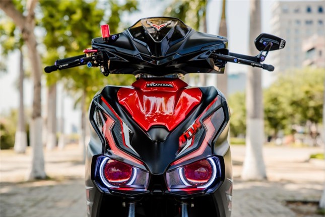 Xe tay ga Airblade 2020 độ với ống xả khủng ảnh 14