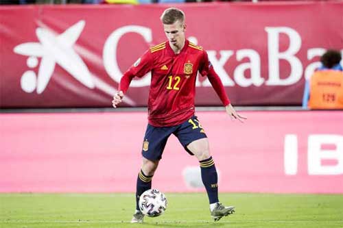 Dani Olmo: Gã Croatia 'fake' khiến Croatia 'xịn' lo lắng