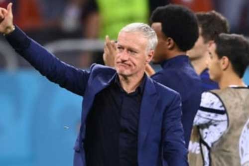 Deschamps để ngỏ khả năng chia tay ĐT Pháp, Zidane sáng cửa thay thế