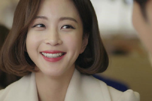 Em dâu ngoại tình khiến cả nhà mâu thuẫn, danh tính "người thứ ba" còn làm tôi sửng sốt bội phần